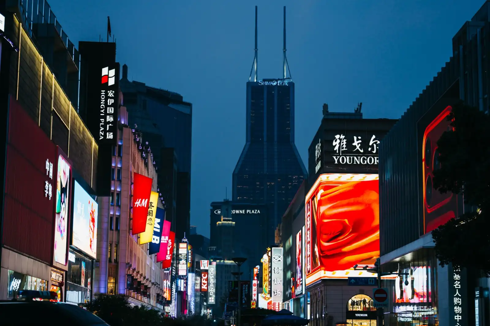 西南地区室内照明节能升级：LED灯管与球泡灯在吸顶灯、筒灯中的应用方案